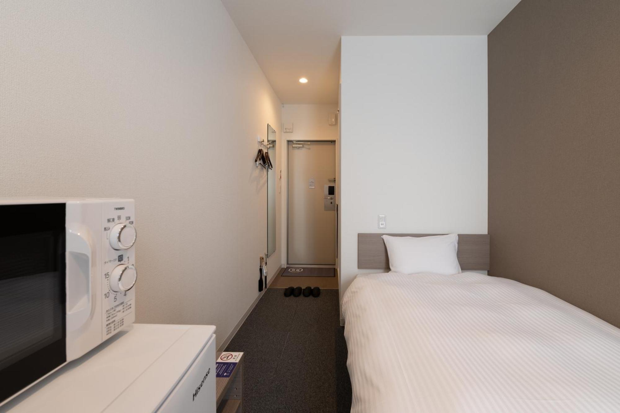 Hotel R9 The Yard Ashikagafukutomi Bagian luar foto